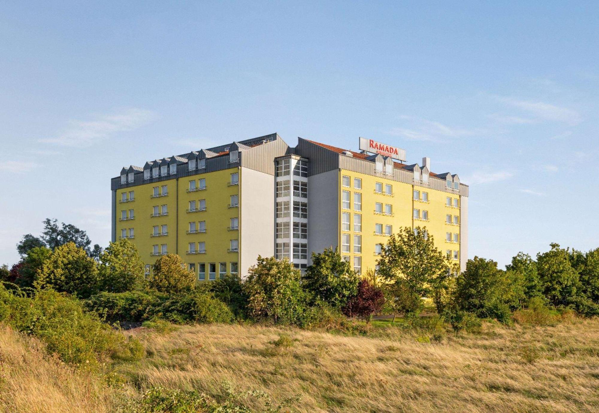Good Morning+ Halle Leipzig Kabelsketal Екстериор снимка